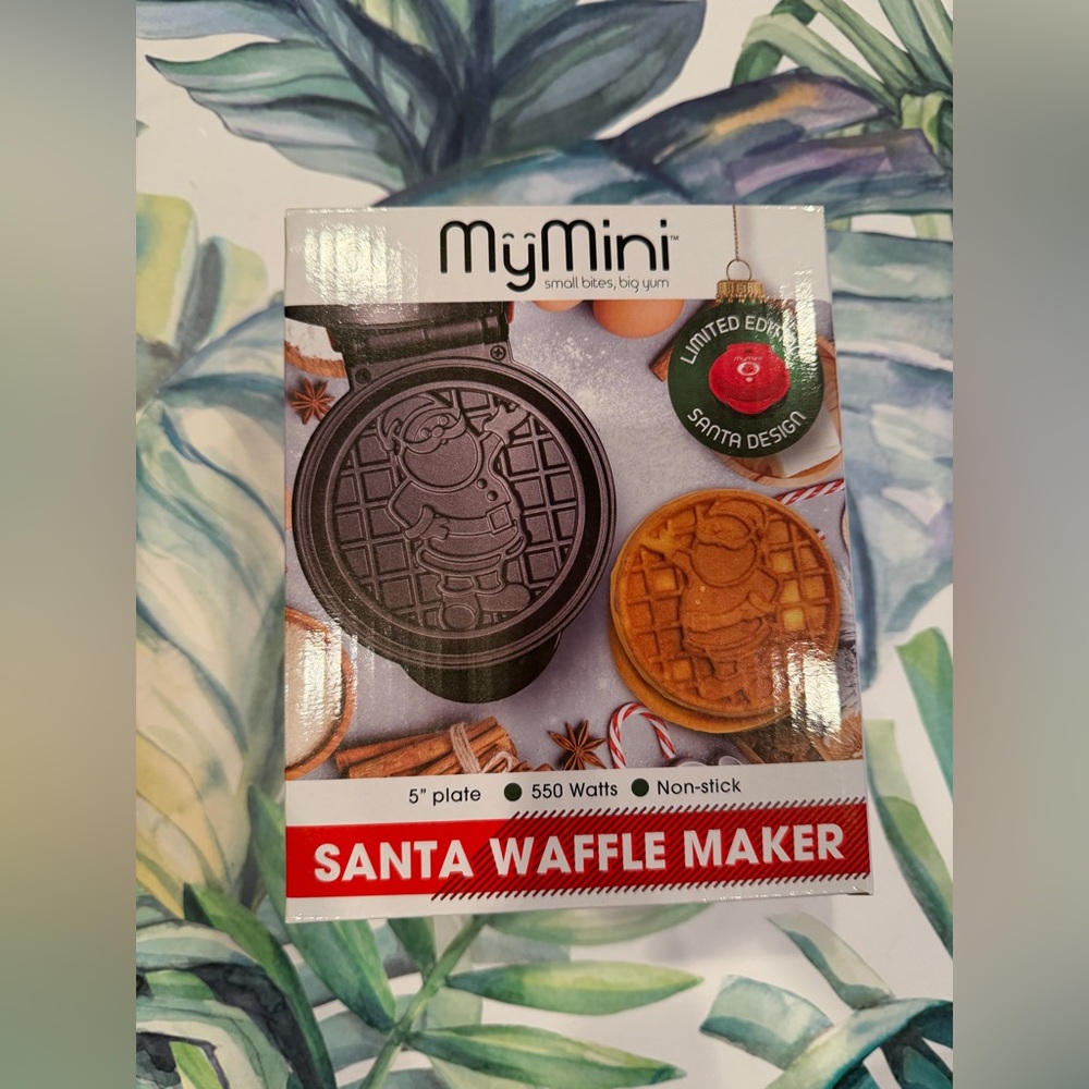 MyMini Santa Waffle Maker - NWT